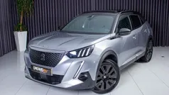 Cinzento Usado 2021 Peugeot e-2008 GT SUV | € 22.900 (Preço justo)