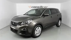 Cinza Usado 2020 Peugeot 5008 Active Monovolume | € 19.980 (Preço justo)