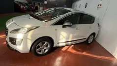 Branco Usado 2014 Peugeot 3008 | € 7.500 (Preço justo)