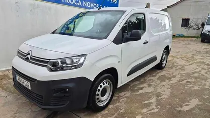 Usado Citroën Berlingo 102 HP (75 kW) 2021 Branco Monovolume