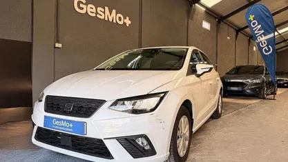 Usado Seat Ibiza 95 HP (69 kW) 2023 Branco Citadino