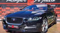 Preto (metalizado) Usado 2016 Jaguar XE R-Sport Sedan | € 22.900 (Preço justo)