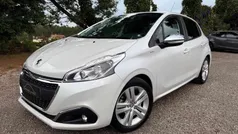 Branco Usado 2017 Peugeot 208 Citadino | € 10.995 (Preço justo)