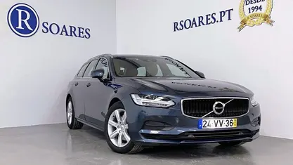 Azul Usado 2018 Volvo V90 Momentum Carrinha | € 27.250 (Preço justo)