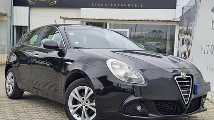 Usado Alfa Romeo Giulietta Distinctive 105 HP (77 kW) 2012 Preto Citadino
