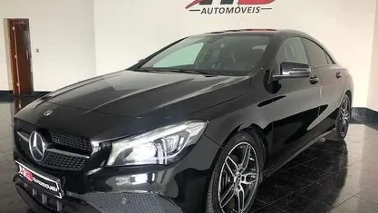 Usado Mercedes CLA180 109 HP (80 kW) 2018 Sedan