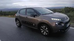 Cinzento Usado 2018 Citroën C3 Citadino | € 11.350 (Preço justo)