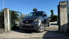 Cinza Usado 2018 Smart ForFour Passion Citadino | € 11.060 (Preço justo)