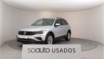 Cinzento claro metalizado Usado 2021 VW Tiguan Conceptline SUV | € 27.990 (Preço justo)