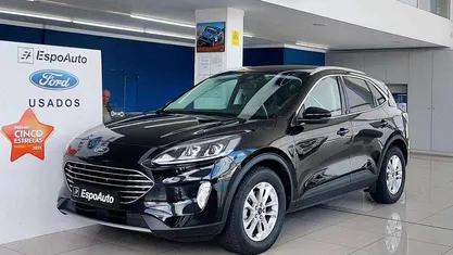 Usado Ford Kuga Titanium 120 HP (88 kW) 2020 SUV