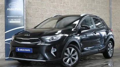 Usado 2022 Kia Stonic SUV | € 13.250 (Preço justo)