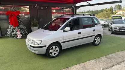 Cinzento Usado 2002 Hyundai Matrix Monovolume | € 3.750