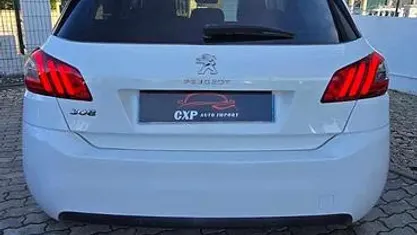 Usado 2018 Peugeot 308 | € 10.900 (Bom preço)