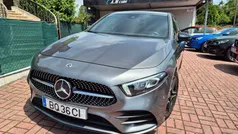 Cinza Usado 2022 Mercedes A180 AMG line Sedan | € 31.990 (Bom preço)