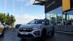 Cinza Usado 2024 Dacia Sandero Extreme Citadino | € 17.390 (Preço justo)