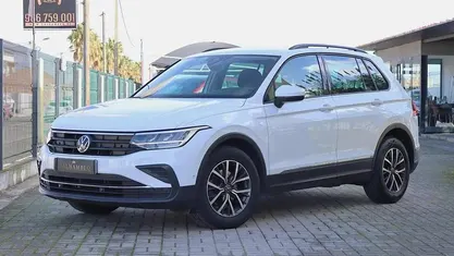 Usado VW Tiguan 150 HP (110 kW) 2020 Branco SUV