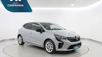 Usado 2023 Renault Clio V | € 17.880 (Preço justo)