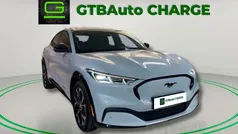 Branco Usado 2022 Ford Mustang Mach-E SUV | € 33.900 (Preço justo)