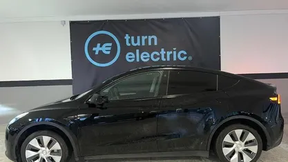 Preto Usado 2023 Tesla Model Y SUV | € 30.900 (Bom preço)