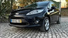 Preto Usado 2009 Ford Fiesta Citadino | € 3.100 (Bom preço)