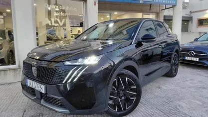 Usado Peugeot 3008 136 HP (100 kW) 2025 Preto SUV