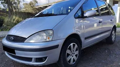 Cinza prata Usado 2001 Ford Galaxy Trend Monovolume | € 3.250 (Preço justo)
