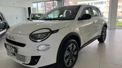 Branco Novo 2024 Fiat 600 | € 25.900 (Preço justo)