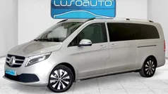 Cinza Usado 2022 Mercedes V250 Avantgarde Monovolume | € 54.900