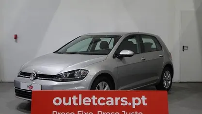 Usado VW Golf VII 115 HP (84 kW) 2019 Cinzento mauve metalizado