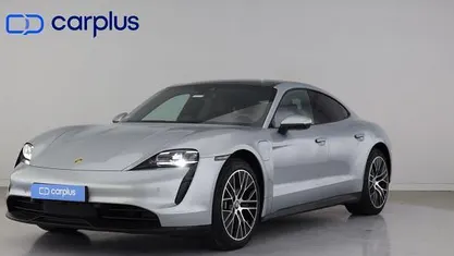 Usado Porsche Taycan 300 kW (408 HP) 2022 Cinza Sedan