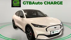 Branco Usado 2023 Ford Mustang Mach-E Premium SUV | € 38.999 (Bom preço)