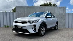 Cinza Usado 2022 Kia Stonic Spirit SUV | € 16.490 (Preço justo)