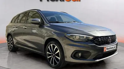 Usado Fiat Tipo Lounge 120 HP (88 kW) 2020 Cinza Sedan