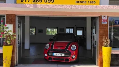 Usado Mini John Cooper Works 196 HP (144 kW) 2015 Vermelho Citadino