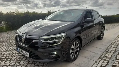Usado Renault Mégane IV LIMITED 140 HP (102 kW) 2021 Preto