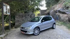 Cinzento Usado 2005 Peugeot 206 | € 4.500 (Preço justo)