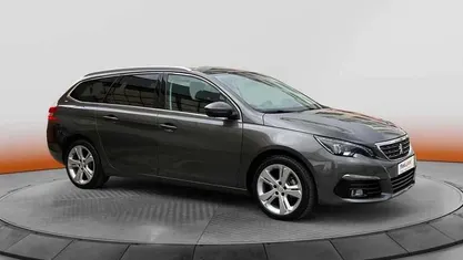 Usado 2017 Peugeot 308 SW Carrinha | € 14.490 (Preço justo)