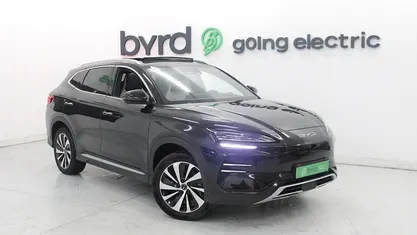 Cinza Usado 2024 BYD Seal U Design SUV | € 43.900 (Preço justo)