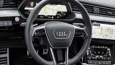 Azul Usado 2024 Audi Q8 e-tron S-Line SUV | € 62.900