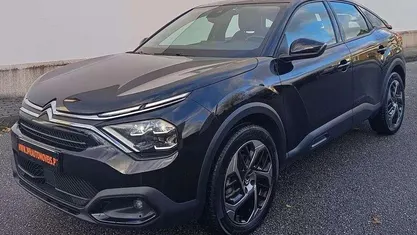 Preto Usado 2023 Citroën C4 Feel SUV | € 17.990 (Bom preço)