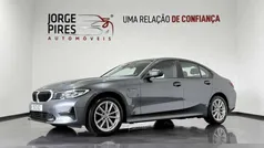 Cinzento Usado 2019 BMW 330 Carrinha | € 27.990 (Preço justo)