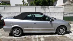 Cinzento Usado 2002 Opel Astra Cabriolet Cabrios | € 5.500