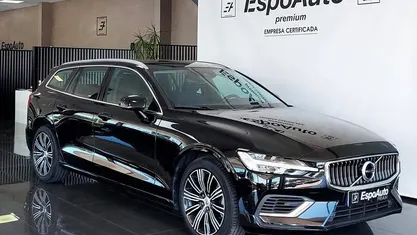 Preto Usado 2020 Volvo V60 Carrinha | € 30.900 (Preço justo)