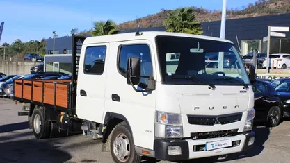 Branco Usado 2021 Mitsubishi Canter Sedan | € 40.490 (Preço justo)