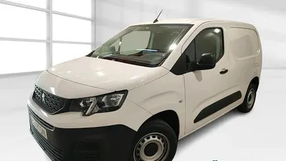 Usado Peugeot Partner 102 HP (75 kW) 2023 Monovolume
