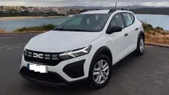 Branco Usado 2024 Dacia Sandero Citadino | € 16.900 (Preço justo)