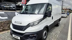 Branco Usado 2020 Iveco Daily Van | € 25.900 (Preço justo)
