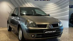 Cinza Usado 2001 Renault Clio II Citadino | € 1.950 (Preço justo)