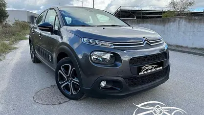 Usado 2018 Citroën C3 Shine Citadino | € 9.800 (Bom preço)