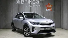 Cinzento Usado 2021 Kia Stonic SUV | € 13.990 (Preço justo)